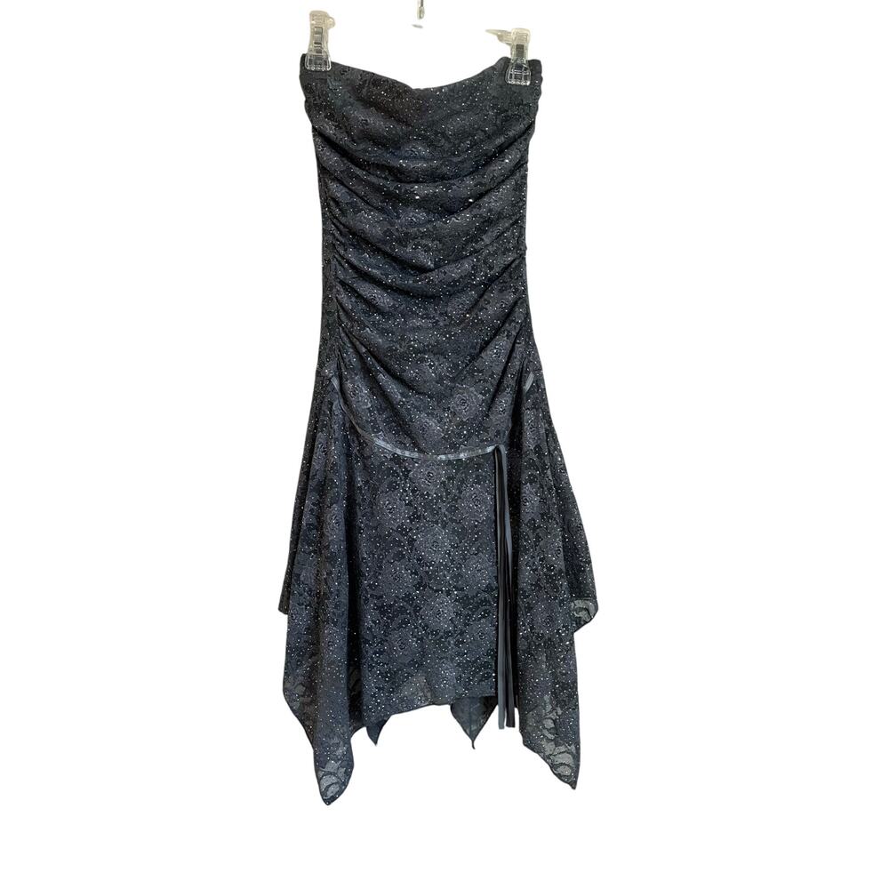 Alyn Paige Gray & Silver Lace Y2K Strapless Handkerchief Hem Party Dress Sz S